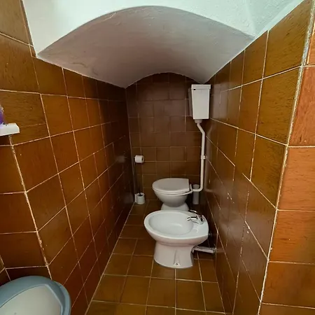 I Due Fratelli House In The Area Of Asti Sessant
